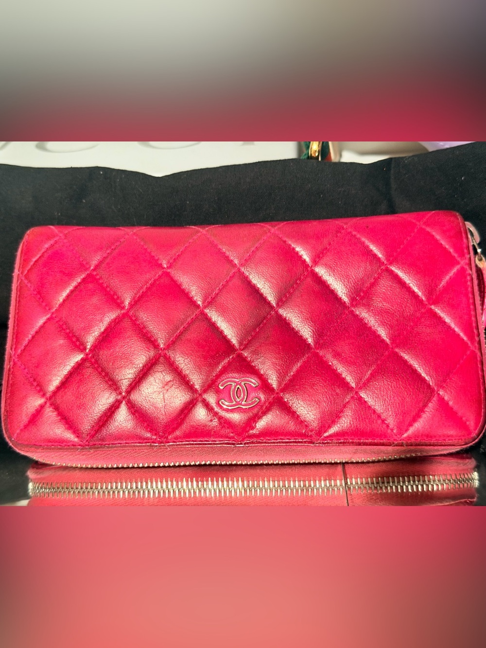 CHANEL Quilted Hot Pink Leather wallet with CC Logo